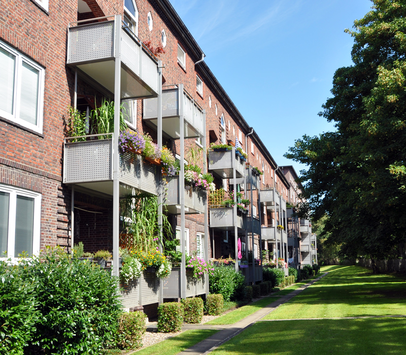 WHW von 1897 Wohnanlage: Lesserstraße 26-52, Friedrich-Ebert-Damm 28-38 und Hinschenfelder Straße 1-3